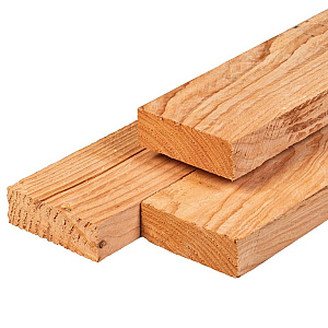 Douglas ligger ongedroogd, fijnbezaagd 5,0 x 15,0 x 300 cm