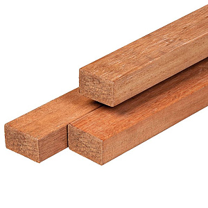 Hardhout timmerhout gedroogd, geschaafd 4rh 4,4 x 8,8 x 305 cm