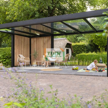 Flatroof 540x300cm gitzwart gelaagd glas vierkante sierlijst