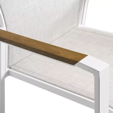 Set van 6 Alicante stapelbare tuinstoelen in wit aluminium en textilene en polywood armleuning