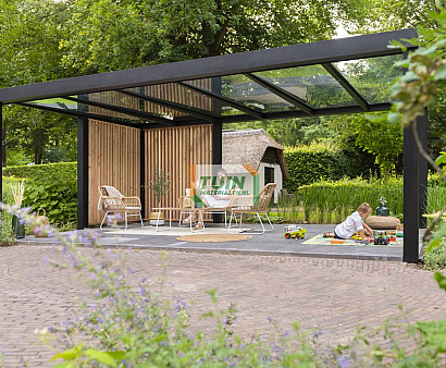 <p>Sunrooms zijn hoogwaardige terrasoverkappingen vervaardigd uit duurzame materialen zoals aluminium en polycarbonaat of glas. Ze bieden bescherming tegen diverse weersomstandigheden, waardoor u het hele jaar door van uw buitenruimte kunt genieten. Met hun elegante ontwerp en stevige constructie vormen Sunrooms een waardevolle aanvulling op elke woning. Creëer een comfortabele en stijlvolle buitenomgeving met de overkappingen van Sunrooms.</p>

<p> </p>

<p> </p>
