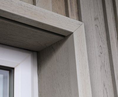 <p>Gevelranden en hoeken bieden een perfecte afwerking voor de randen en hoeken van uw gevel. Ze zorgen voor een strakke en duurzame bescherming tegen weersinvloeden, en dragen bij aan een nette, afgewerkte uitstraling van het gebouw. deze producten bieden zowel functionele als esthetische voordelen, en versterken ze de algehele uitstraling en levensduur van de gevel.</p>
